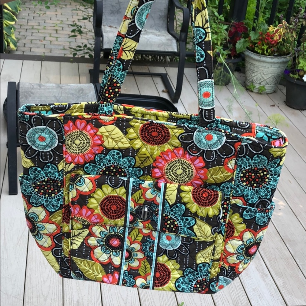 Vera Bradley tote, hardly used